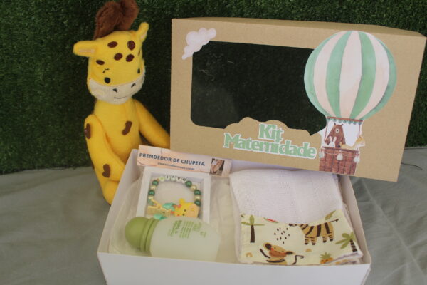 Kit Maternidade Personalizado verde- Presente Especial para Bebês safari